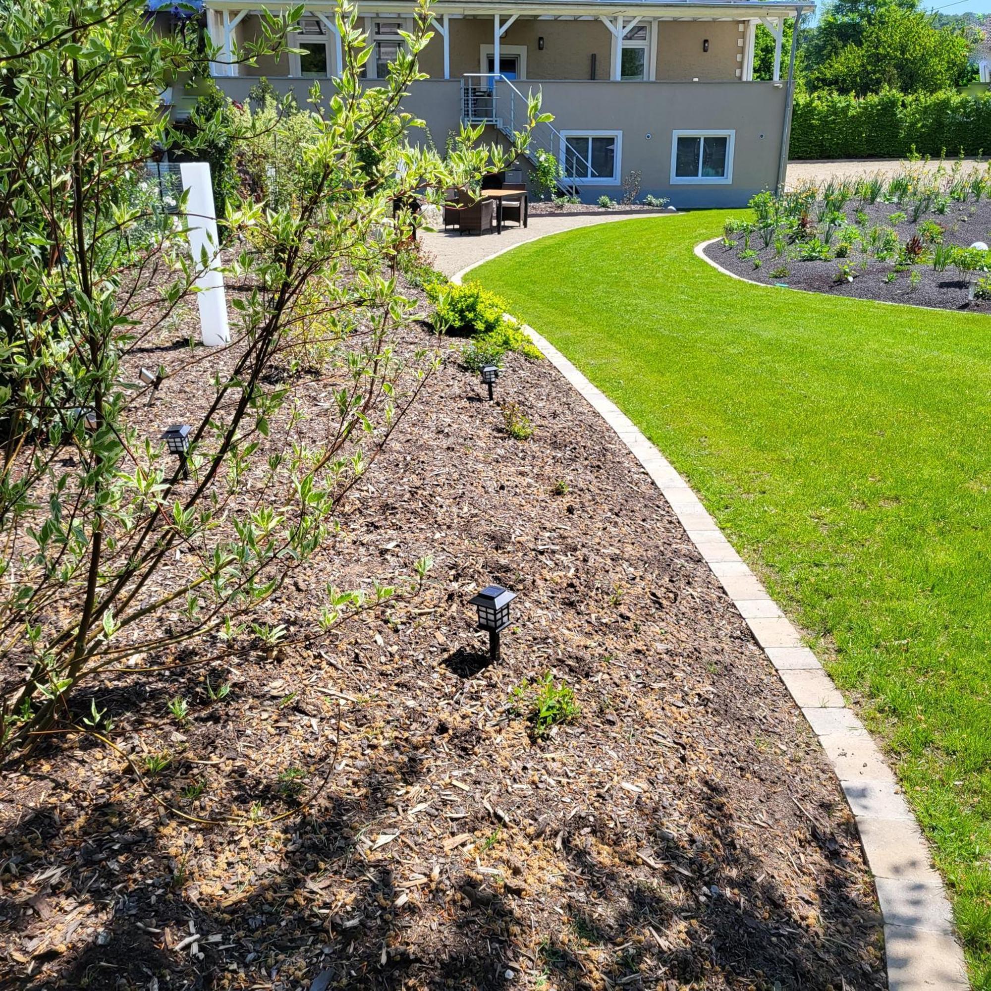 Komfort Ferienwohnungen Mit Wellness-Garten - Gaestehaus Am Bachlauf - Losheim Am See Kültér fotó